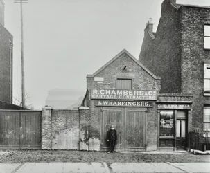 High Street, North Woolwich; senare Pier Road, 1899