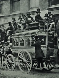 Hästdragen omnibus från London Bridge Railway med passagerare, 1880