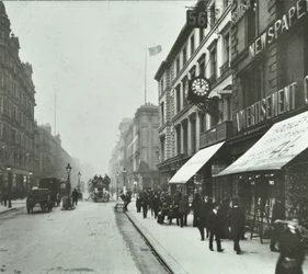 New Oxford Street: tittar västerut vid Bloomsbury Way, 1890