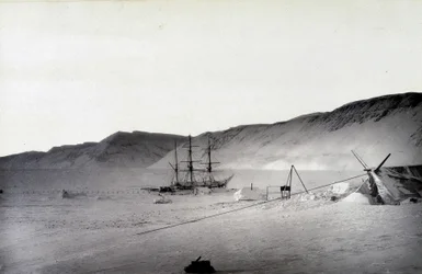 Nordpolen: Discovery Bay, vinter - i "" Berättelse om en resa till Polarsjön under 1875-76", G.S. Nares, red. London
