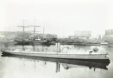 En av de tre torpedbåtar som byggdes för den portugisiska regeringen, London, 1881