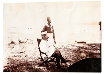 Fotografi från ett album som tillhör Henry Morton Stanley (s/v foto)