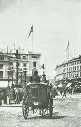 Piccadilly Circus, Westminster LB: ser till Regent Street, 1890