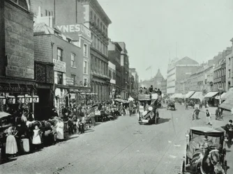 Shoreditch High Street: tittar norrut, 1896