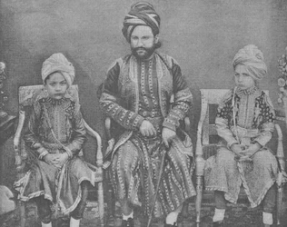 Svärson och sonsöner till Sultan Shah Jahan, Begum av Bhopal (gravyr)