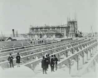 Southern Outfall Sewer, Crossness: byggnadsverksamhet, 1865
