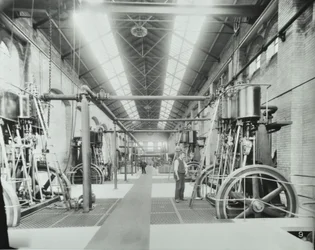 Southern Outfall Sewer, Crossness: interiör av maskinhuset, 1894