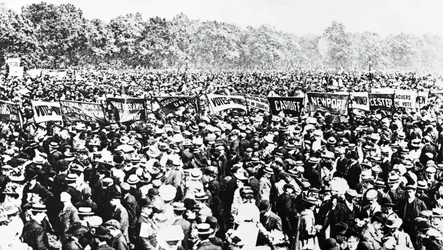Demonstrationen The Great Votes for Women i Hyde Park, söndagen den 12 juni 1908