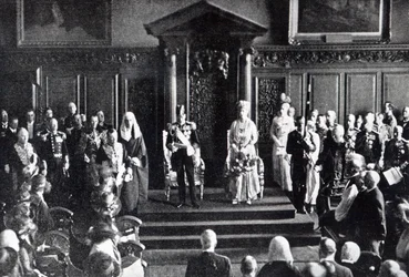 Kungen vädjar till Irlands folk om fred i stadshuset, illustration från "The Queen", 2 juli 1921.