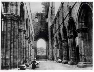 Besökare på Kirkstall Abbey