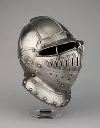 Burgonet med Falling Buffe möjligen från en rustning av William Herbert, 1:e earl av Pembroke, ca 1550