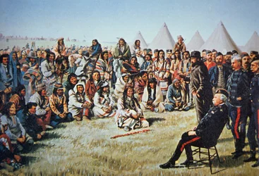 Chief Poundmaker kapitulerar till general Middleton under det nordvästra upproret 1885 (färg litho)