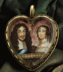 Hjärtformat Charles II minneshänge
