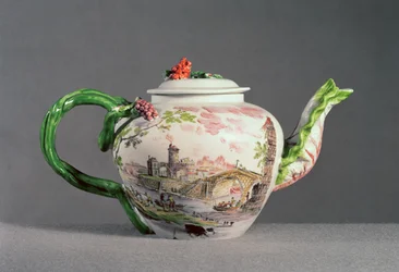 Longton Hall tekanna, ca 1755 (porslin)