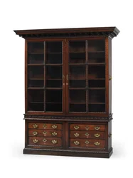 En av ett par George II biblioteksboklådor, ca 1750