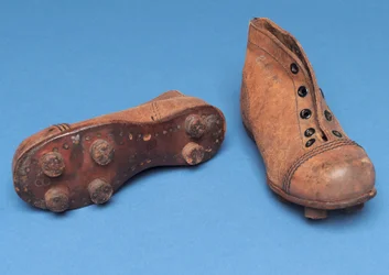 Ett par barnstövlar, storlek 7, 1920-tal (läder)
