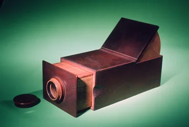 Bärbar camera obscura med skjutbar låda, omkring 1800