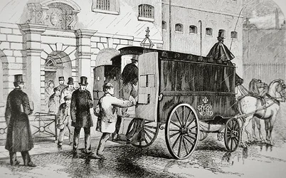 Fångar går ombord på en polisbil känd som "Svarta Maria" på 1870-talet (gravyr)