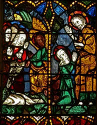 Östra fönstret som visar en uppståndelsescen: de heliga kvinnorna vid graven; Maria Magdalena med Kristus?