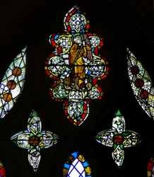 Fönster n-9 som visar St Michael