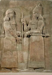 Kung Sargon II och en hög tjänsteman ...
