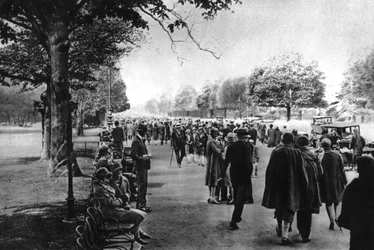 Avenue Foch som leder från Etoile till Bois de Boulogne, Paris, 1931