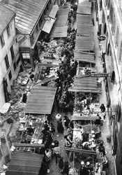 Den pittoreska marknaden i Passage Berryer, Paris, 1931.
