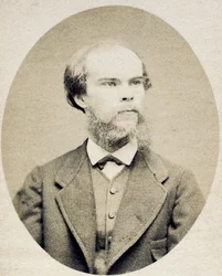 Porträtt av poeten Paul Verlaine (1844-1896) av Carjat, Etienne (1828-1906), ca. 1870 - Fotogravyr, 7x5 - Privat samling
