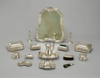 Toalettservice, 1738-39 (silver)