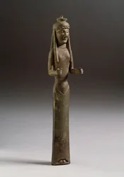 Etruskisk konst: offergivarens figur (etruskisk konst, en offerfigur, bronsskulptur från Italien, 550 f.Kr., Dim 36 cm) Bronsskulptur, Italien 550 f.Kr. Florens, Museo Archeologico