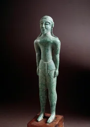 Etruskisk civilisation: "" kouros"" bronsskulptur, från Castello nära Florens, Italien, 550 f.Kr., Dim 15 cm