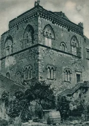 Hus från tiden för islamiskt styre, Taormina, Sicilien, Italien, 1927