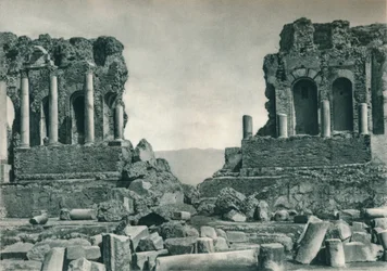 Scenen för den grekiska teatern, Taormina, Sicilien, Italien, 1927