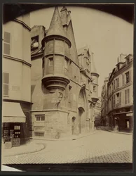 [Hôtel de Sens, nu Bibliothèque Forney] [rue du Riguier, 4:e arrondissementet]