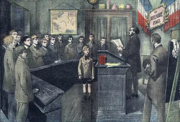 November 1923: i varje kommun i Frankrike läste skolans mästare, dagen före vapenstilleståndet, namnen på invånarnas gravar i hedersfältet och varje elev svarade "Död för Frankrike". Ritning av Damblans från 1923.