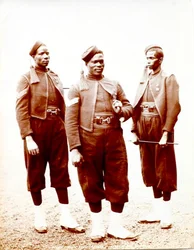 Hausa Sergeants Gold Coast, juni 1897 (albumintryck)