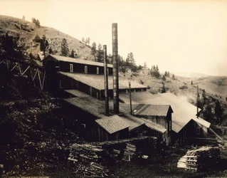 Gloster Mill, 60 frimärken, 24 pannor, 12 nybyggare