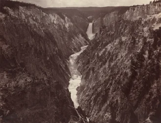 Grand Canyon i Yellowstone och Falls