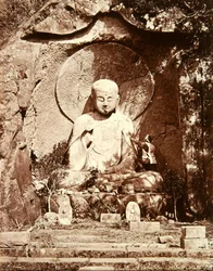 En japansk Buddha-staty (s/v foto)