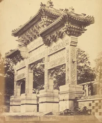 Båge i Lama-templet, nära Pekin, oktober 1860