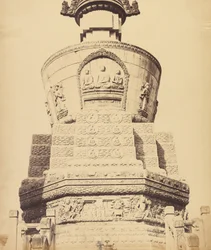Arkitektonisk utsikt över Lama-templet nära Pekin, oktober 1860