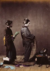 Japanska kvinnor som klär sig, ca 1870-1880