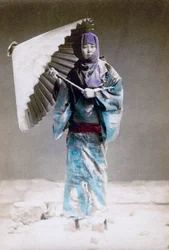 Museme, kvinna i vinterdräkt, Japan, 1882