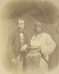Porträtt av J.D. Forsyth, Esq., C.S. Sec., överbefälhavare vid Oude med sin indiske tjänare