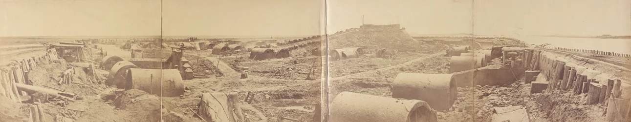 Bak på Taku North Fort efter dess fångst som visar den kinesiska arméns reträtt