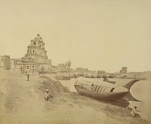 Chattar Manzil-palatset och den kungliga båten i Oude
