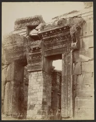Baalbek, porten till Jupiters tempel