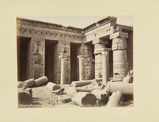 Medinet Habu, andra gården, galleri av Thutmosis I (Egypten)