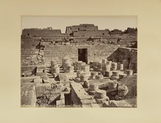 Medinet Habu. Den stora templets hypostylsal (Egypten)