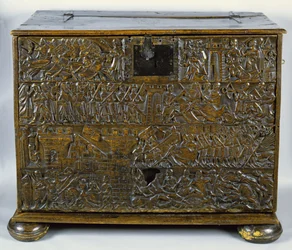 Courtrai-kistan som visar scener från slaget vid Golden Spurs som utkämpades i Courtrai 1302 (trä)